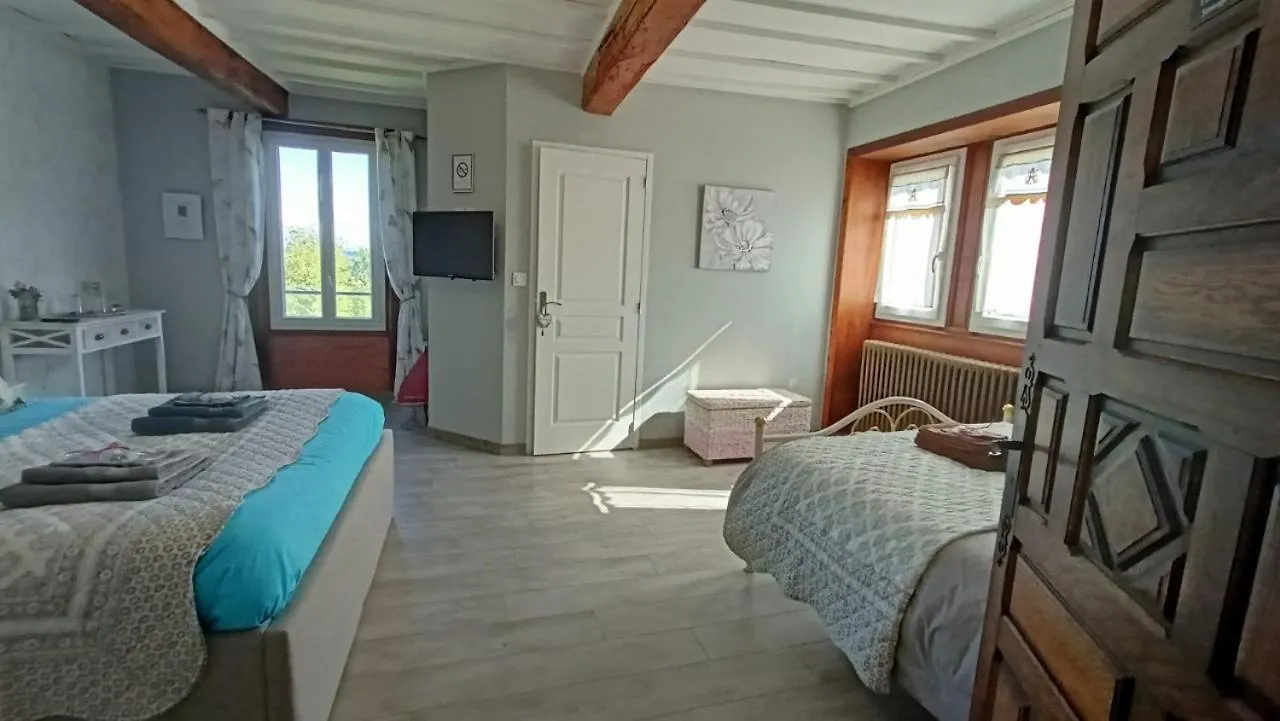 Chambres d'Hôtes LA DAME FINES Puybegon Couette-café